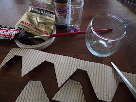 HACIENDO MANUALIDADES: UN FARO con luz propia