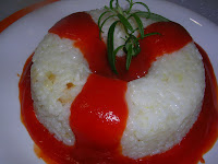 Corona De Arroz  Con Tomate
