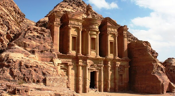 Antigo Mosteiro de Petra foi construído para medir o Sol