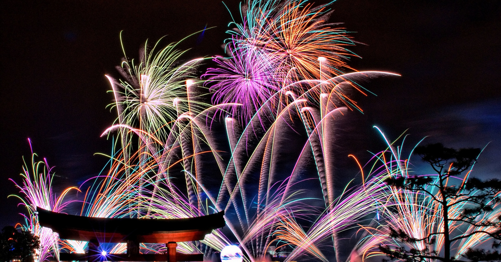 Omiyage Blogs: Monday Morning Eye Candy - Fireworks