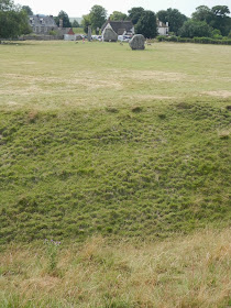 By E.V.Pita (2013) Avebury, stone circle and megalithic sanctuary  (UK) / Por E.V.Pita (2013) Avebury (UK), círculo de piedra y santuario megalítico