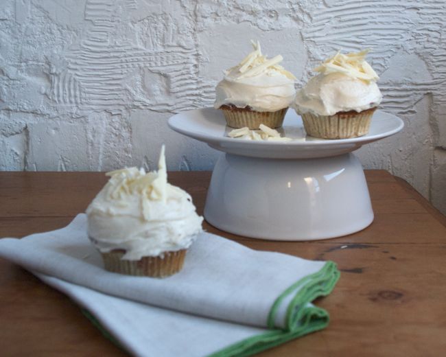 White Chocolate and Sumac Cupcakes via Randomly Happy