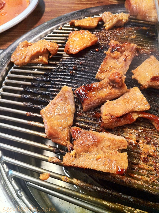 Seoul cafes Pork galbi & pig's skin at "Choidehpo" restaurant