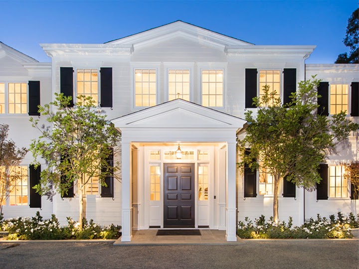 The Real Estalker Michael Strahan To Acquire Large L.A. Mansion