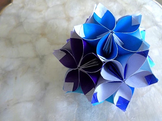 Zakka 81: How to make Origami Ornament Ball (Kusudama)