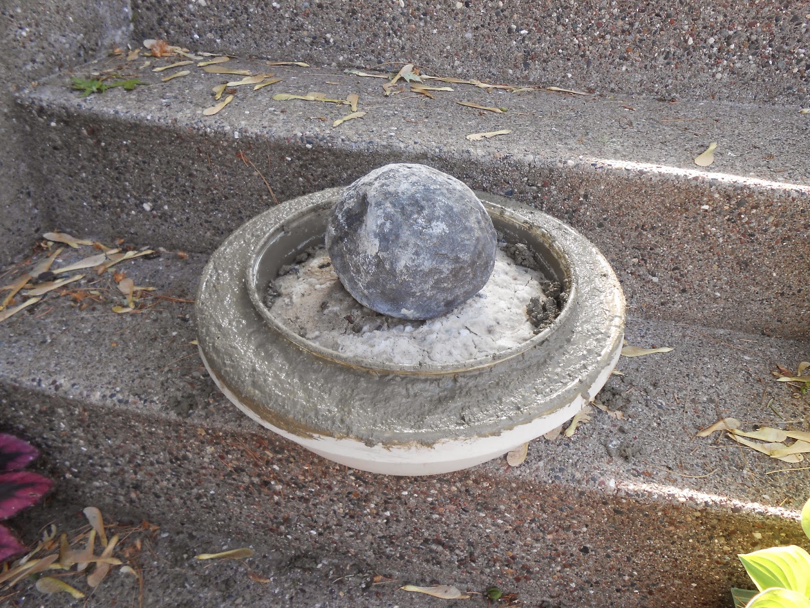 Sproutsandstuff DIY Concrete Birdbath For Less Than Six Dollars