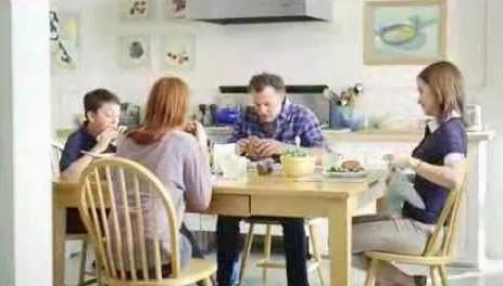 who is that actor actress in that tv commercial oscar mayer