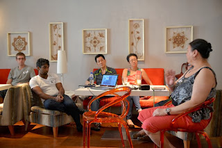 Marrie Lee pitching her script in Reel Frenz Group