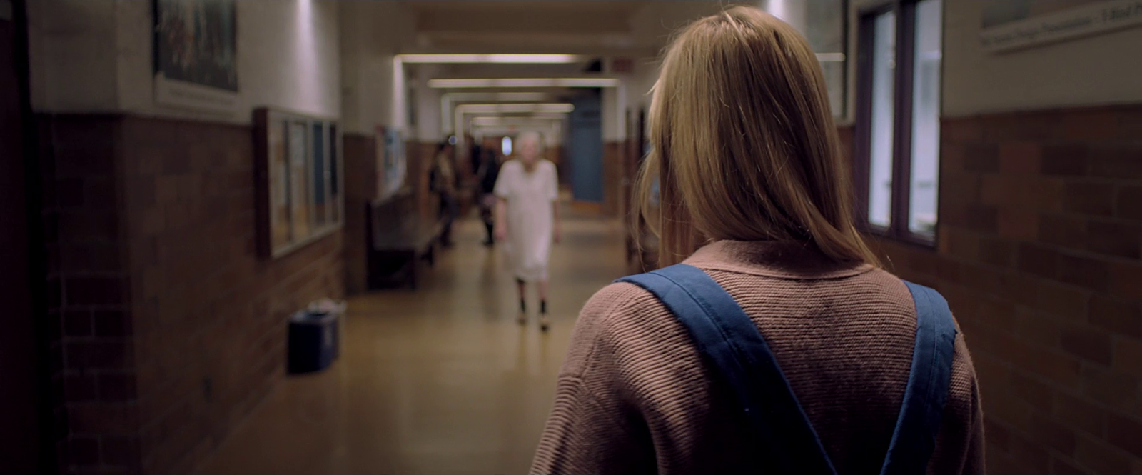 Second Opinion It Follows Online Review Film Intel
