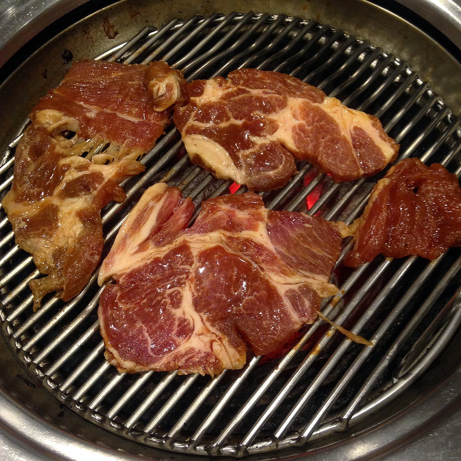 FoodieFC Must Try Grilled Pork Ribs from Jobakjip 조박집 (South Korea, Seoul)