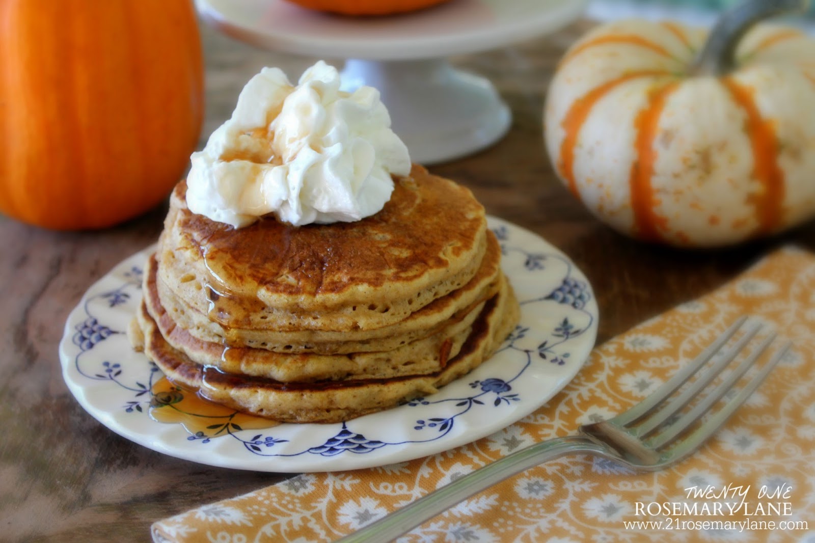 21 Rosemary Lane Super Easy Pumpkin Pancakes