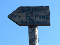 Rètol del Camí dels Sis Pins a la Creu de Gurb Rètol del Camí dels Sis Pins a la Creu de Gurb