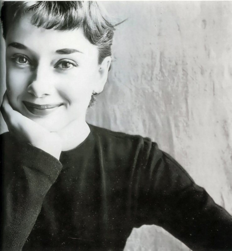 The Cats and the Berries Lovely Ladies of the Past Audrey Hepburn