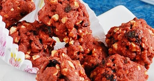 biskut velvet coklat chips velvet chocolate chip cookies singgahsana kitchen biskut velvet coklat chips velvet chocolate chip cookies singgahsana kitchen