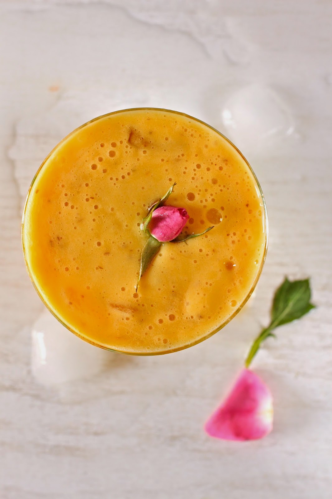 Plateful Mango Nectarine Smoothie