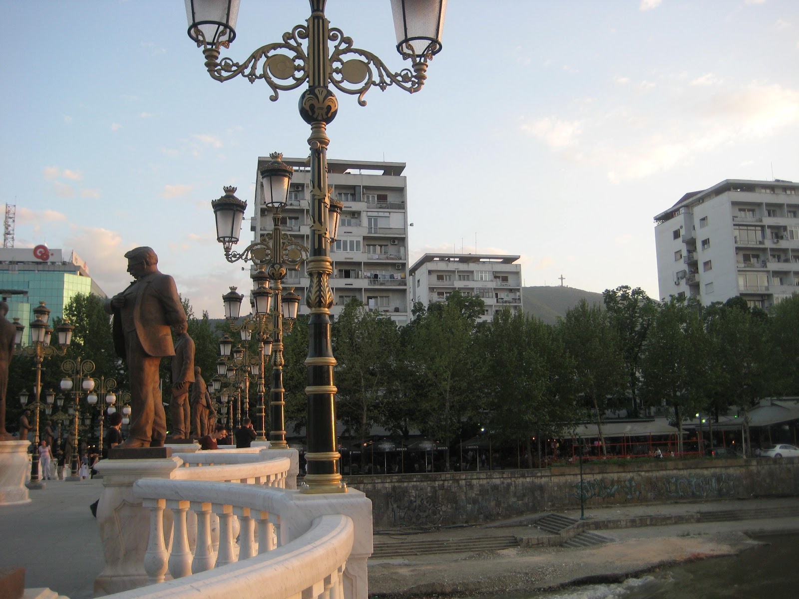 KANATLI KEDİ MAKEDONYATÜRKİYE BENZERLİĞİ HAKKINDA