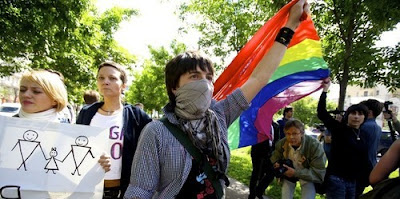 Joven y gay, 2