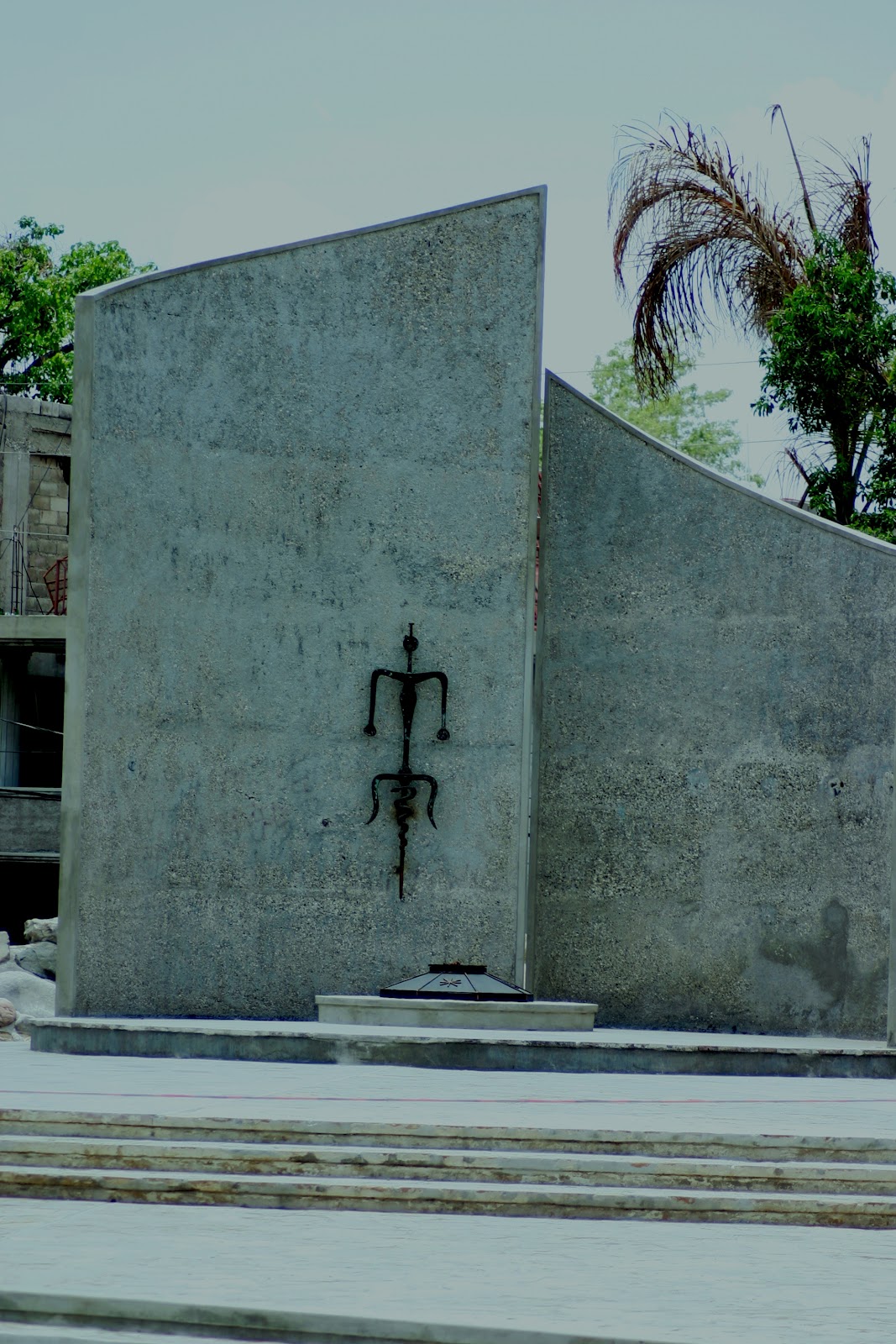 HAITI EN PHOTO Monuments Historiques au ChampMars
