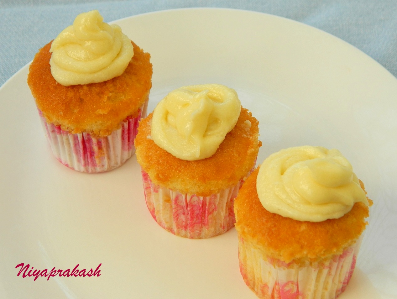 Niya's World How to make Basic Buttercream Icing