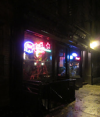 Crafty Biggers Knight Hoodie Charming Doodle Pattern Tour