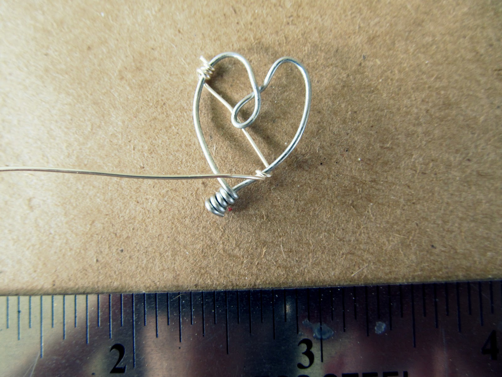 WobiSobi Wrapped Wire Hearts, DIY.