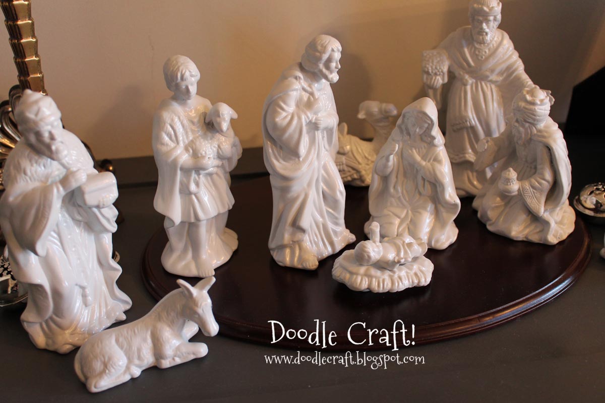 Doodlecraft Porcelain White Nativity Set