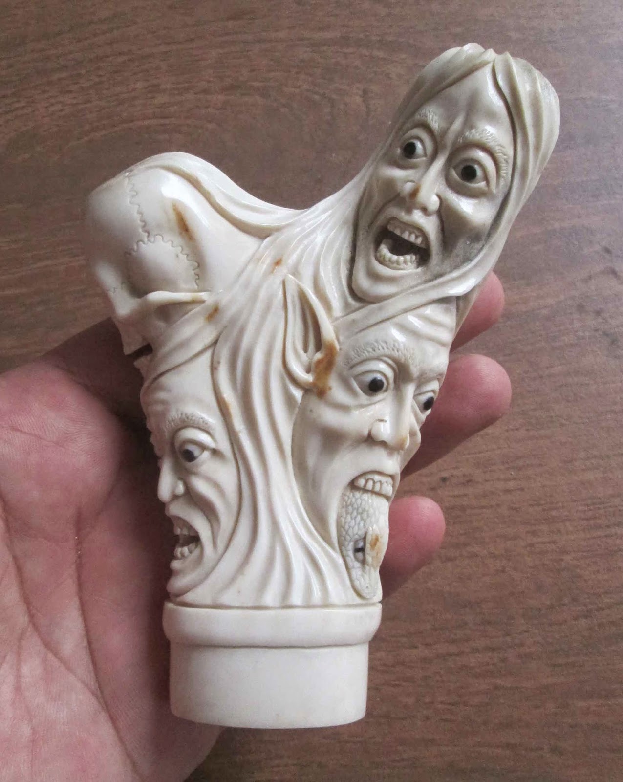Snake Monster Skull Hand Carved Handle Carving Snake Monster Skull Hand Carved Handle Carving