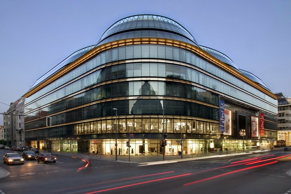 10 most beautiful shops of the world