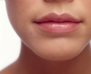 Natural Tips for Beautiful & Soft Lips in Winter