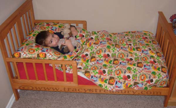 Toddler Bed Flat Sheet Tutorial Toddler Bed Flat Sheet Tutorial