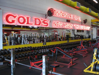 golds gym milwaukee