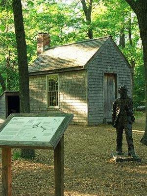 Réplica de la cabaña que construyó Thoreau
