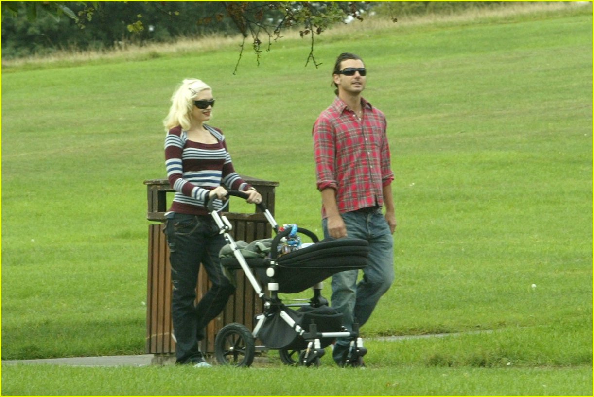 http://4.bp.blogspot.com/-499JCCe5Zrs/T_v3dAqWvlI/AAAAAAAAAa0/H0FeNbI8o8w/s1600/gwen-stefani-primrose-hill-17.jpg