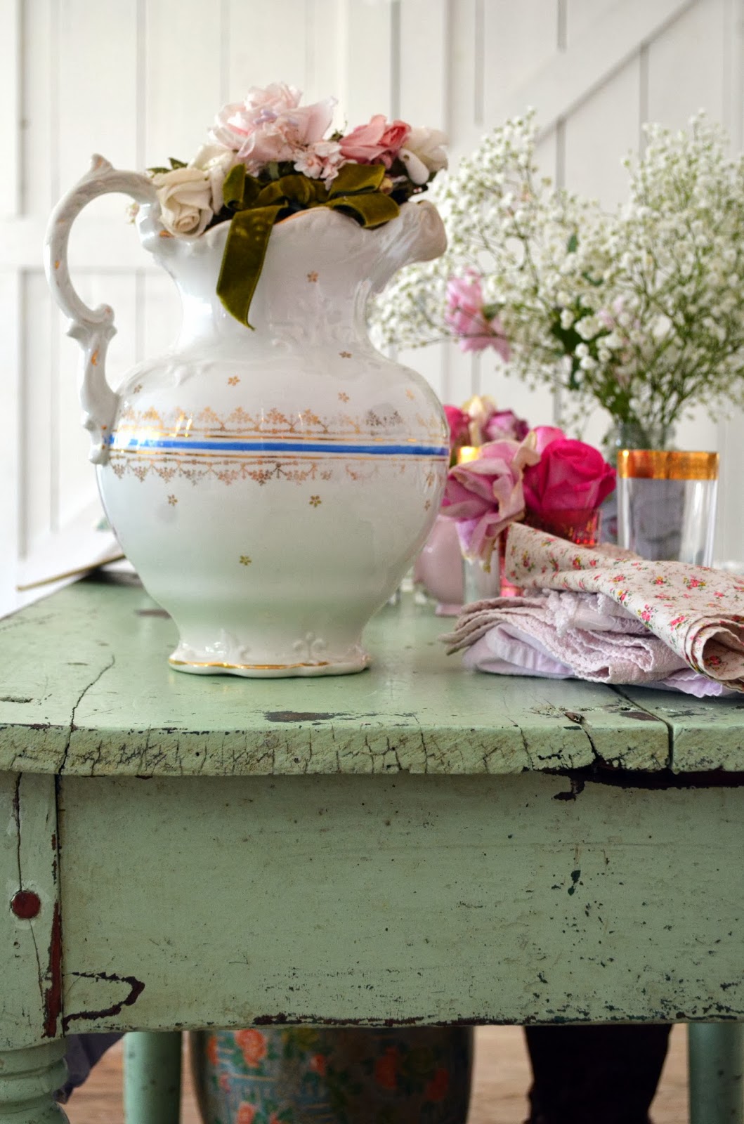 Simply me Saturday Yard Sale Find!! table for two in the barn.