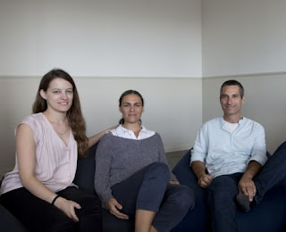 מימין: ד"ר אלון וסרמן, קרן כהן והגר פורת סלומון ד"ר אלון וסרמן, קרן כהן והגר פורת סלומון