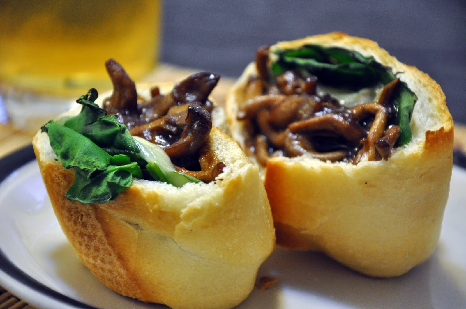 Arroz. Feijão e Caviar Buraco Quente Vegetariano Shimeji com