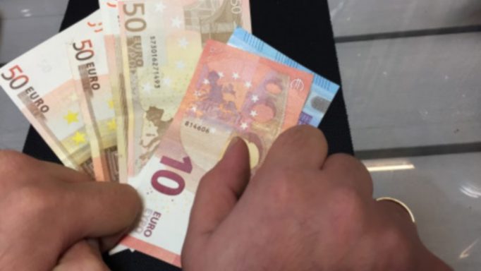 Κοινωνικό μέρισμα: Ξεκίνησε η πληρωμή στους δικαιούχους Κοινωνικό μέρισμα: Ξεκίνησε η πληρωμή στους δικαιούχους