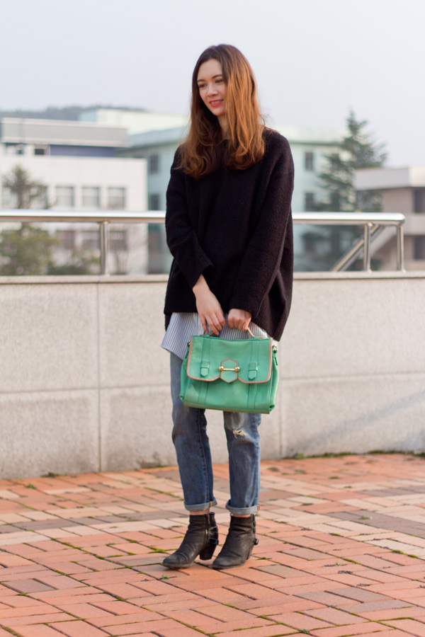 Casual 'n Couture, tangled musings, normcore, winter fashion, fall fashion, dress over jeans, back to school fashion, korean fashion, korean style, layering, zara, boyfriend jeans, oversized sweater, sweater over dress.