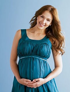 jessica alba pregnant