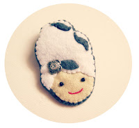 broche handmade Niña Bonita