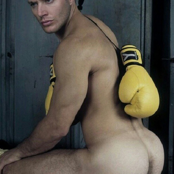 Jensen Ackles DRUNK LEAKED COCK PHOTO