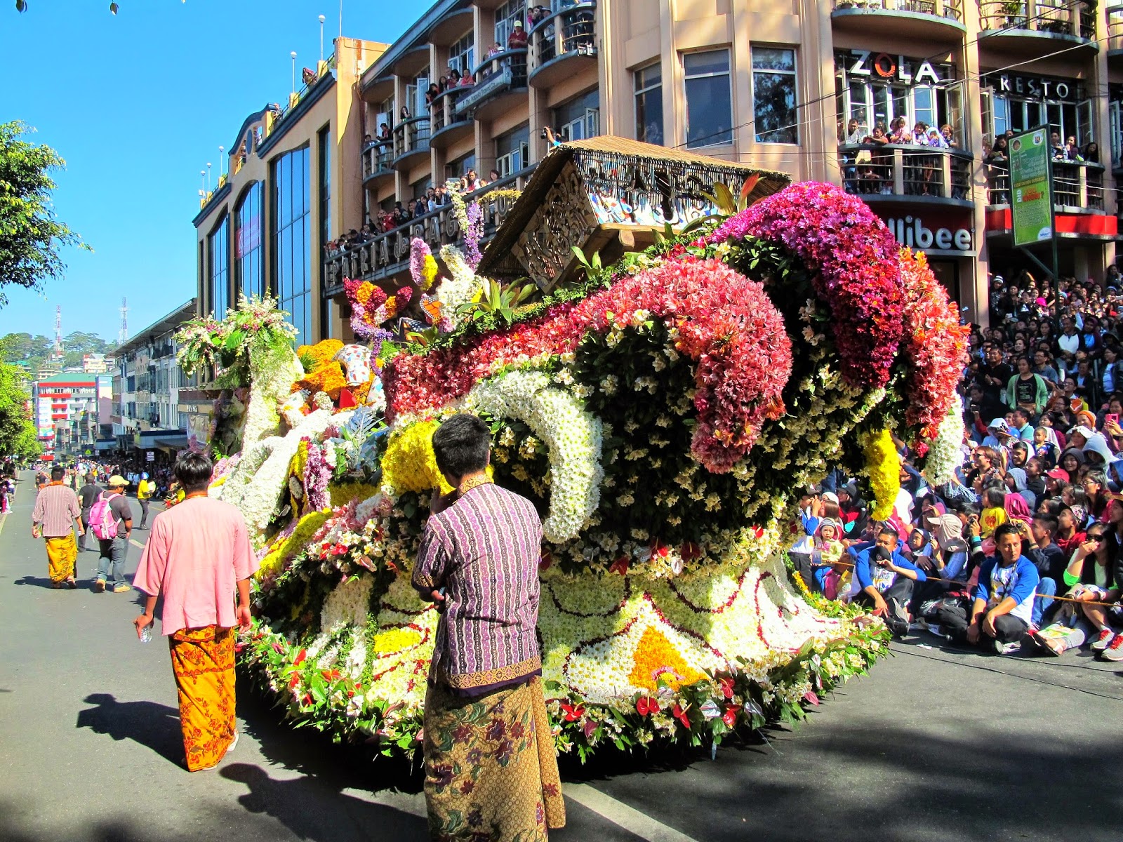 Gridcrosser Abloom for Two Decades The Panagbenga Flower Festival of