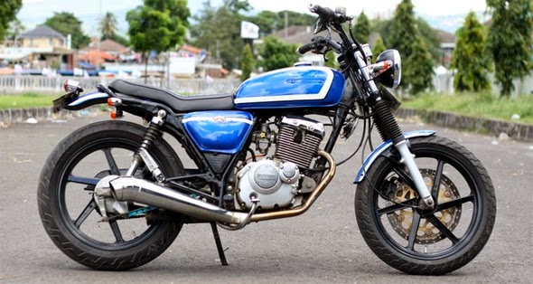 Kumpulan Foto dan Gambar Modifikasi Suzuki Thunder 125 Kumpulan Foto dan Gambar Modifikasi Suzuki Thunder 125