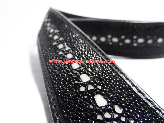 Sabuk Kulit Ikan Pari Hitam Premium - Motif Duri Sabuk Kulit Ikan Pari Hitam \m - Motif Duri