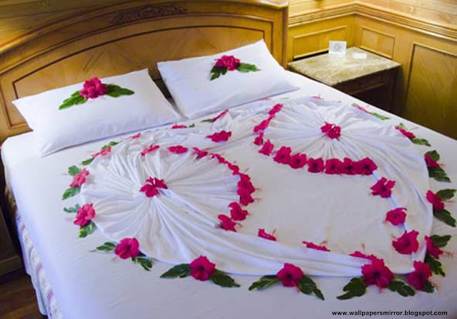 how to decorate the room beautiful for first wedding night