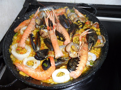 paella z owocami morza