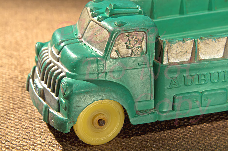 Old Antique Toys: Close-ups of Toys