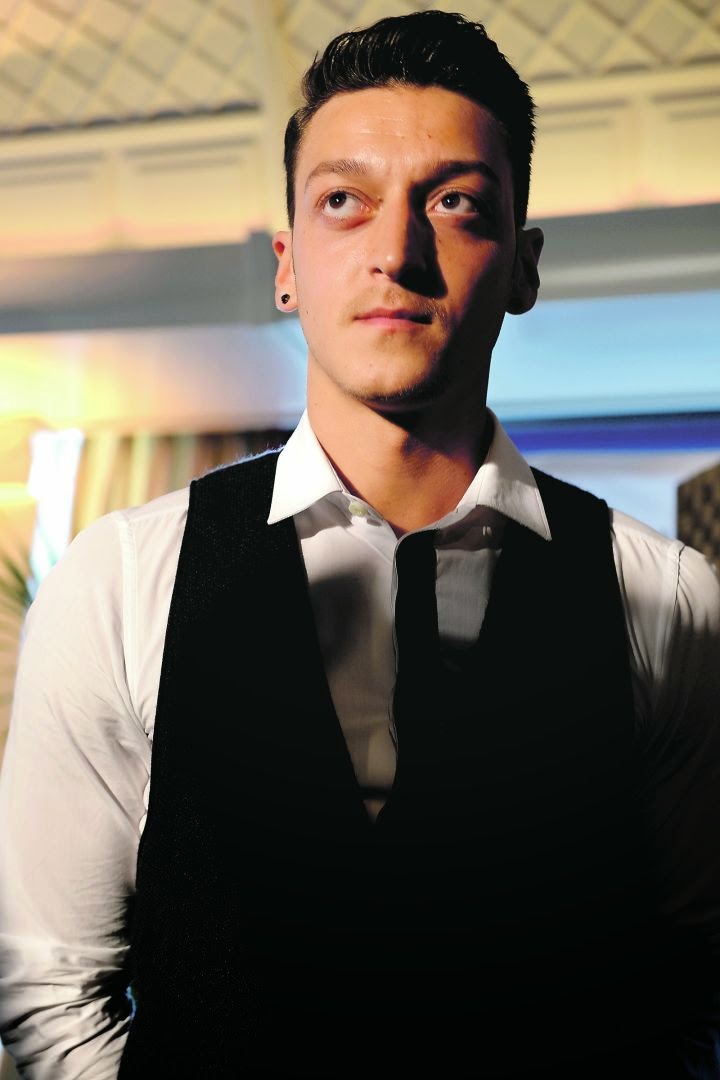 Football Player&rsquo;s Style: Mesut Ozil