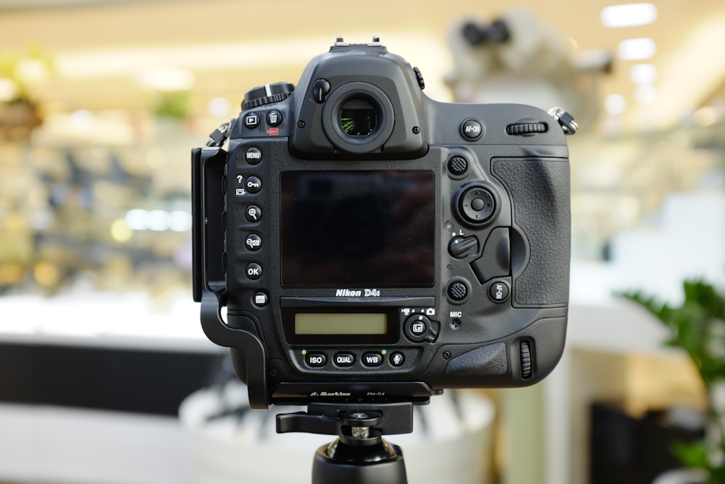 Markins Plate New Nikon D4s / D4 Lbracket from Markins (PND4 and LND4)