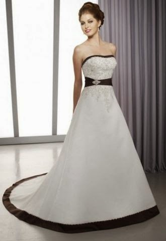 queusar: vestido de novia con apliques en pecho, cintas negras y